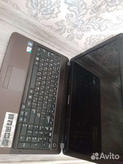 Ноутбук Samsung windows 10