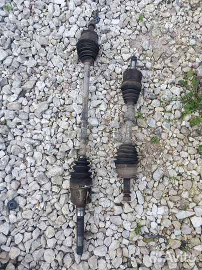 Приводной вал Крайслер вояджер 3. 2.4 АКПП