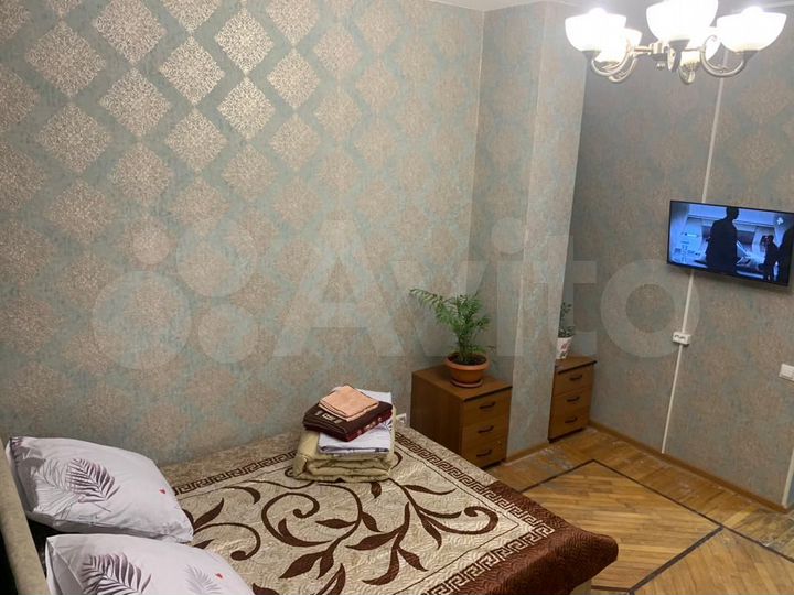 Комната 15 м² в 5-к., 1/17 эт.