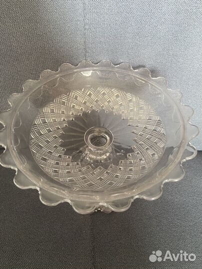 Ваза для фруктов на ножке старинная