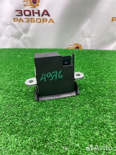 Замок багажника Volkswagen Golf MK7 CPT 2014