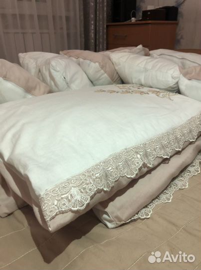 Комплект в детскую кроватку бортики