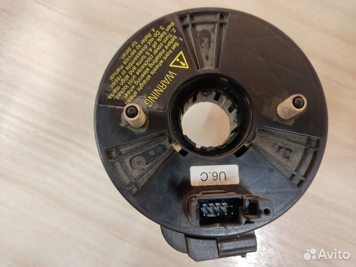 Подпружиненный выключатель рулевого колеса разъём