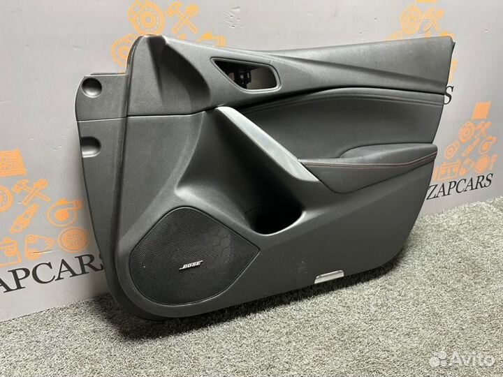 Обшивка двери передняя правая Mazda 6 GJ