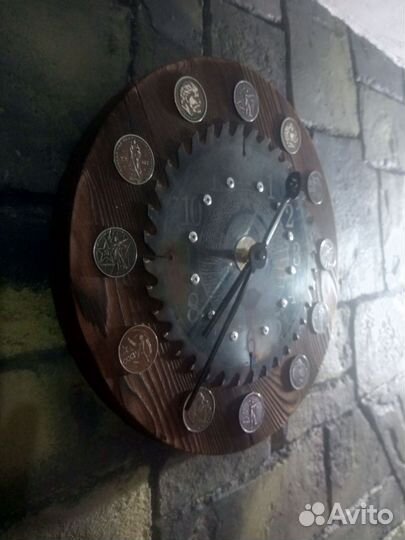 Часы настенные