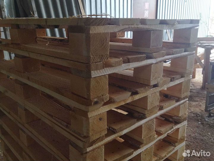 Поддоны деревянные (паллеты)