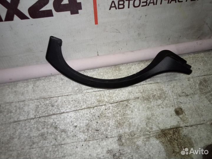 Накладка петли крышки багажника Mercedes Benz w20