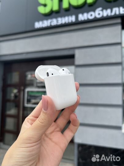 AirPods 2 оригинал, б/у в отличном состоянии