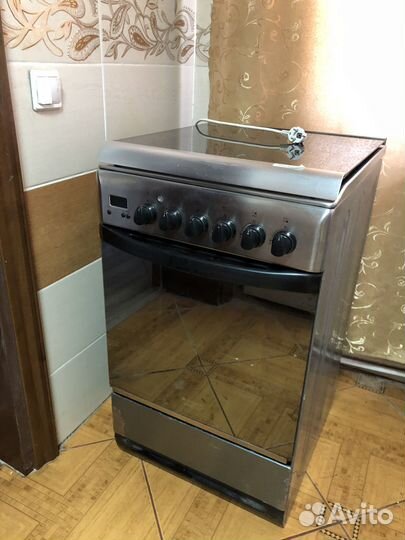 Газовая плита бу Hotpoint ariston