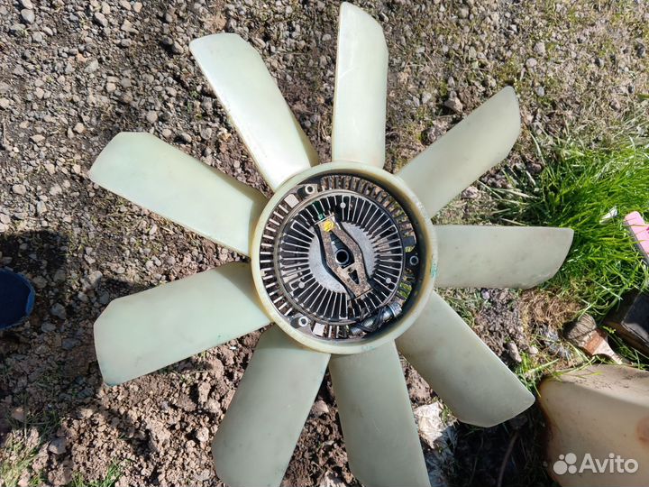 На ссангенг Кайрон б. У