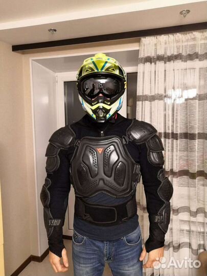 Черепаха, защита тела Dainese