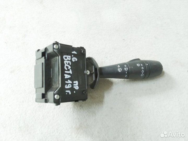 Подрулевой переключатель дворников правый LADA