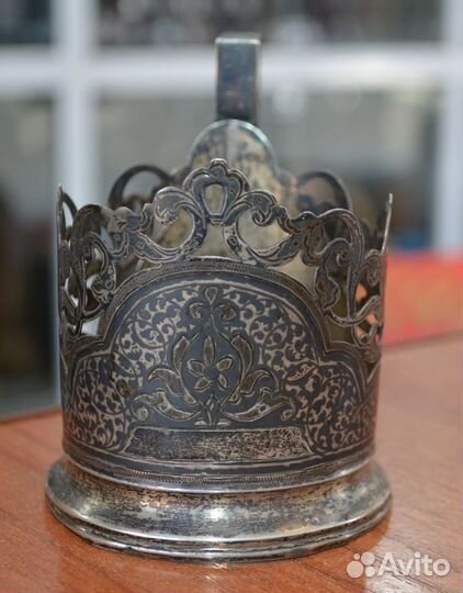 Серебряный подстаканник- кубачи. 875 пр. вес 84.3