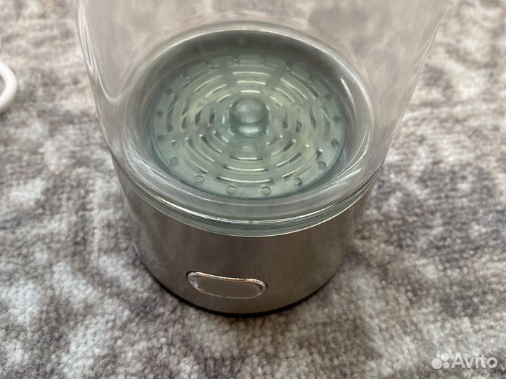 Бутылка-генератор водородной воды