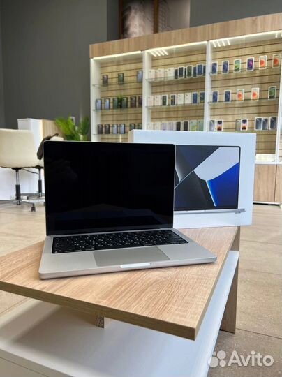 Apple MacBook Pro 16 M1 Новый. Рассрочка