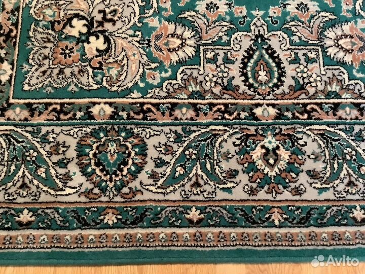 Ковер полушерстяной