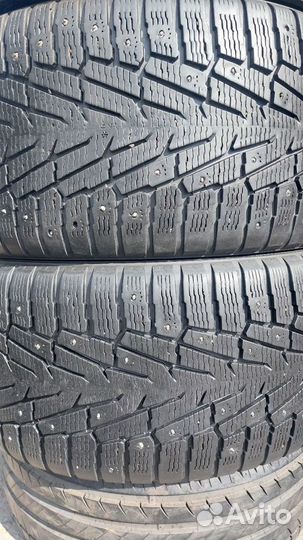 Nokian Tyres Hakkapeliitta 7 SUV 295/40 R21 111T