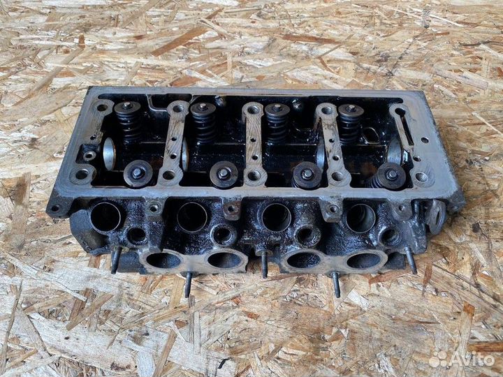 Головка блока цилиндров Peugeot Partner