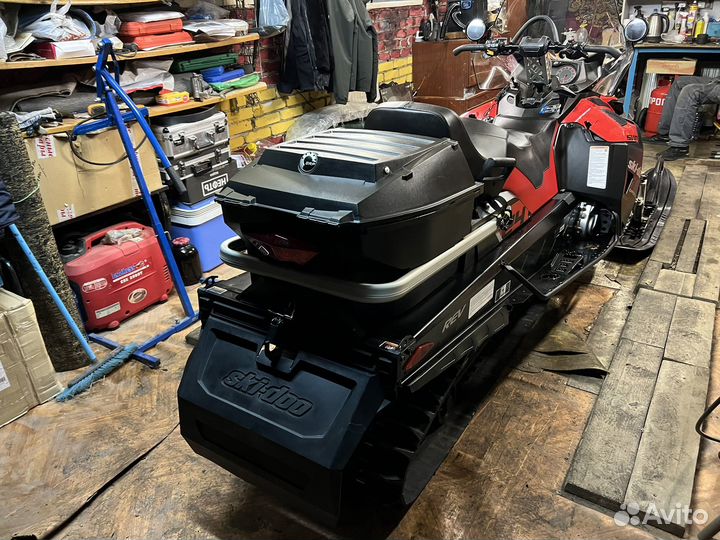 BRP Ski-Doo Expedition Swt 900 ACE