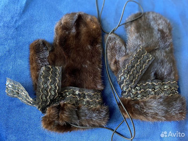 Норковые варежки новые