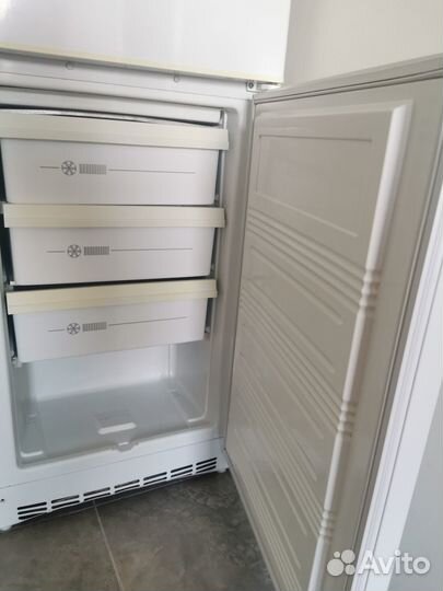 Продаю холодильник