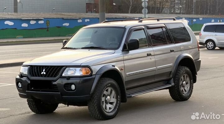 Кузовные пороги Mitsubishi Pajero(Montero) Sport