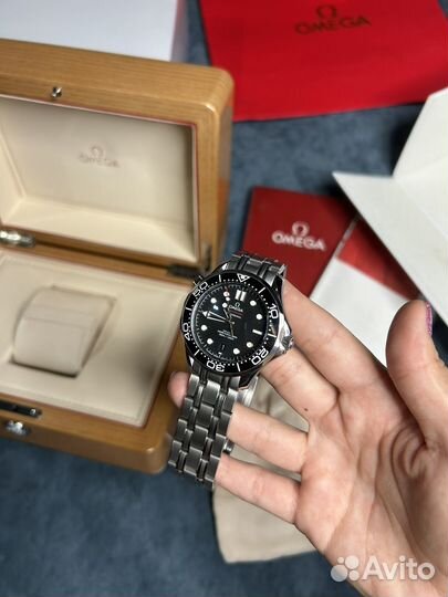 Часы Omega Seamaster Driver 300M