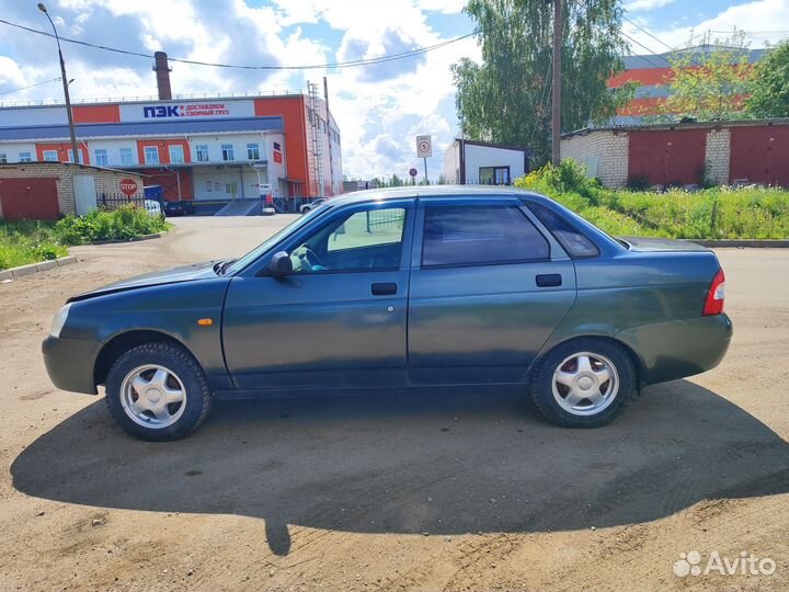 В разборе ваз 2170 приора