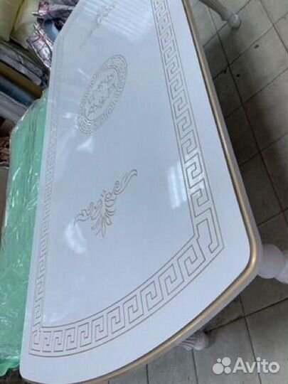 Стол версаче бу