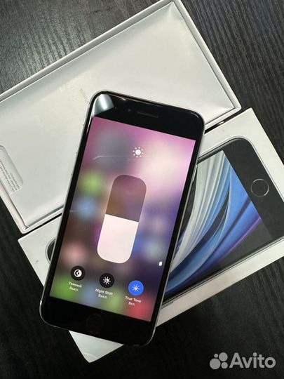 iPhone SE (2020), 256 ГБ