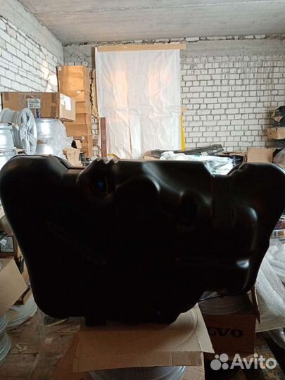 Бак топливный Volvo S80 07-14