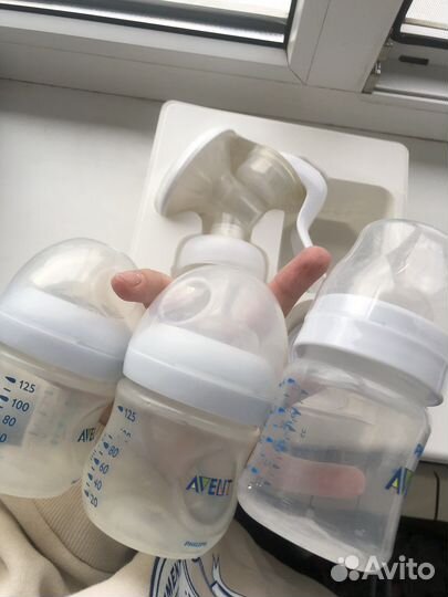 Молокоотсос avent ручной с бутылочками