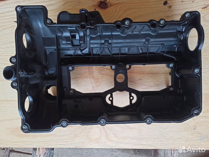 Клапанная крышка n20b20