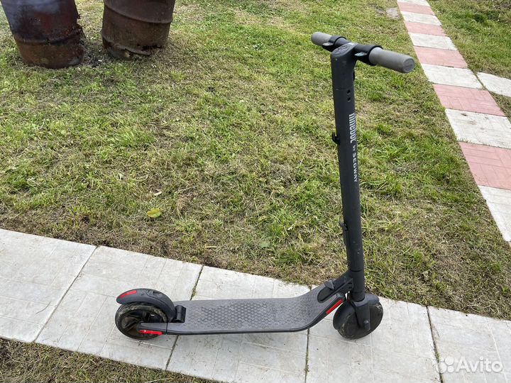Электросамокат ninebot by segway es2