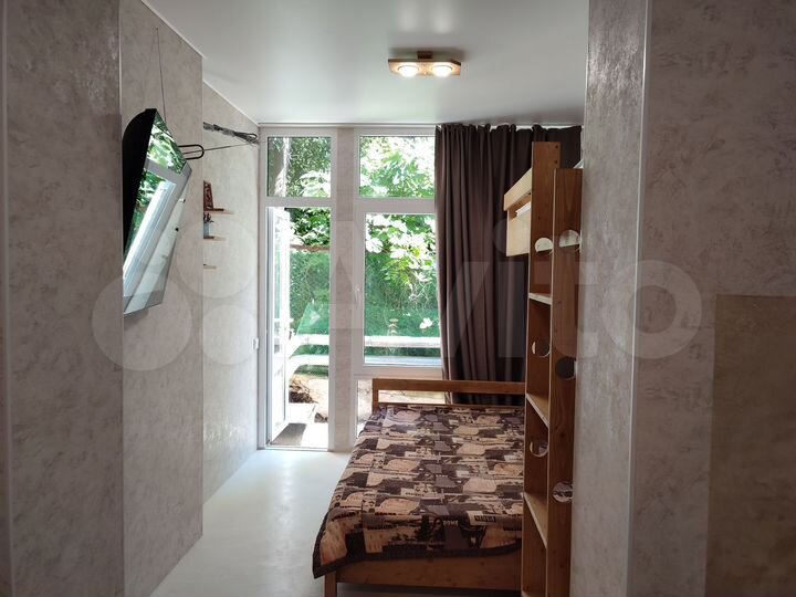 Комната 30 м² в 2-к., 1/4 эт.