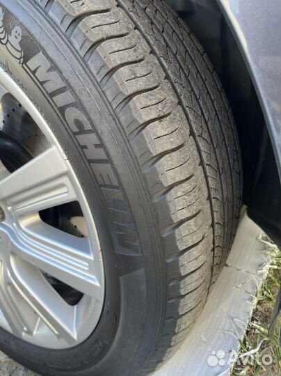 Michelin Latitude Tour HP 255/50 R19
