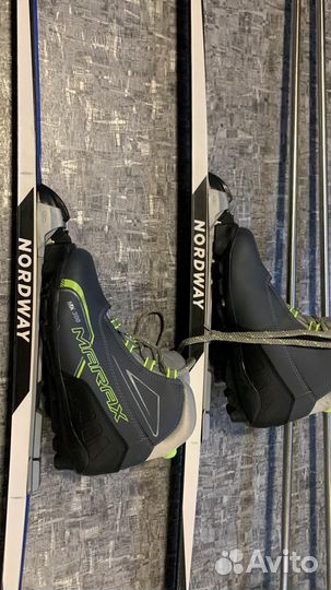 Лыжные ботинки