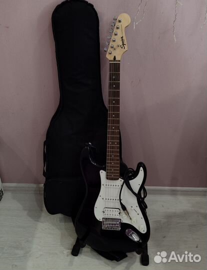 Электрогитара fender squier bullet Stratocaster