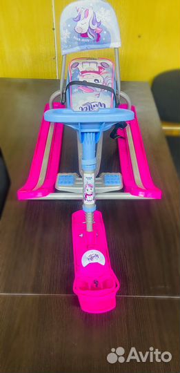 Детский снегокат со спинкой