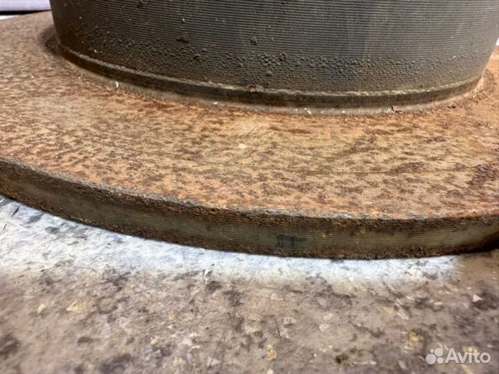 Тормозные диски заднее Toyota Camry V70