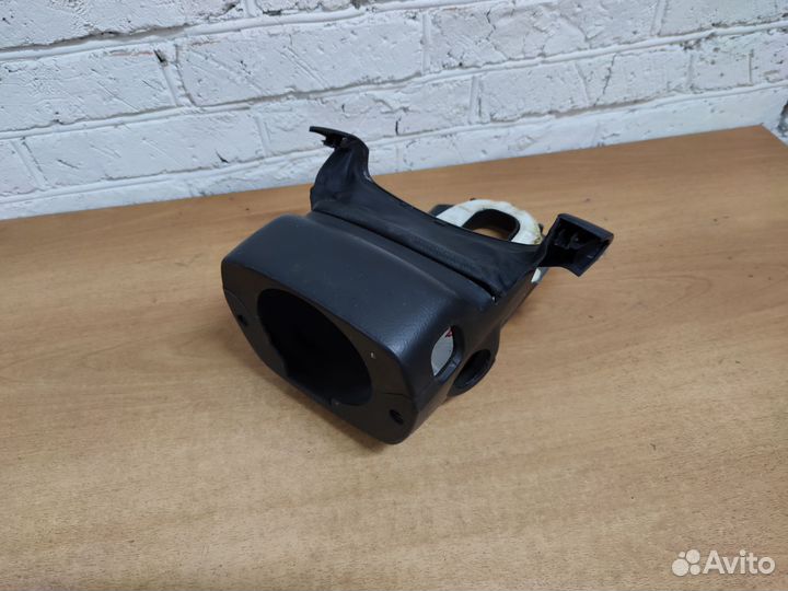 Кожух рулевой колонки Toyota Avensis II 2003-2008