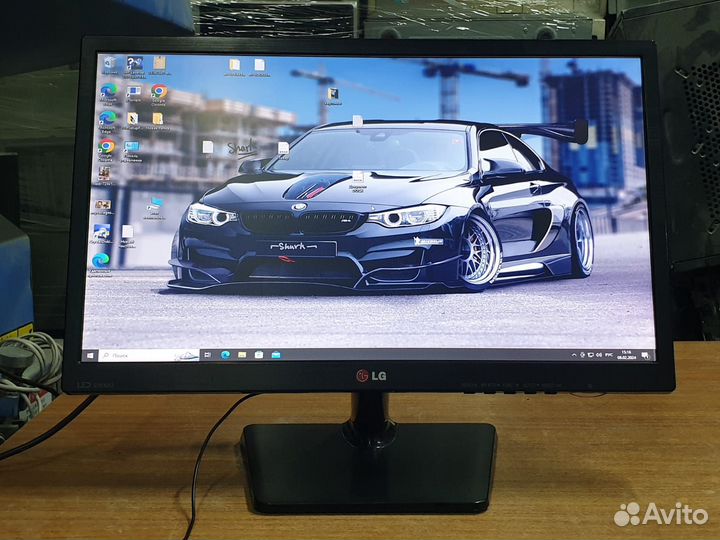 LED монитор LG 22EN33S