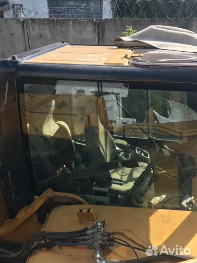 Кабина CAT 330DL