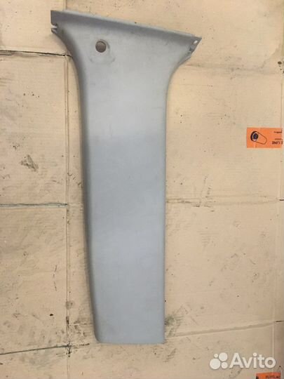 Накладка на стойку левая Toyota 4Runner (2587)