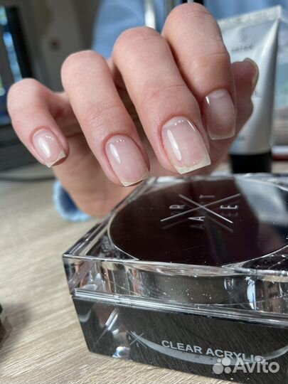 Маникюр модель