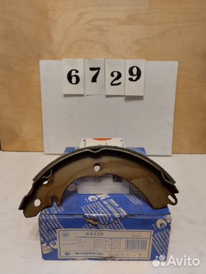 Тормозные колодки Mitsubishi Lancer CS 2,5,6кк