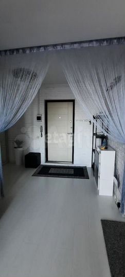 2-к. квартира, 60 м², 3/3 эт.