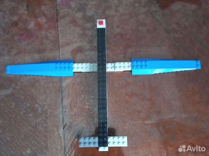 Lego самолёт