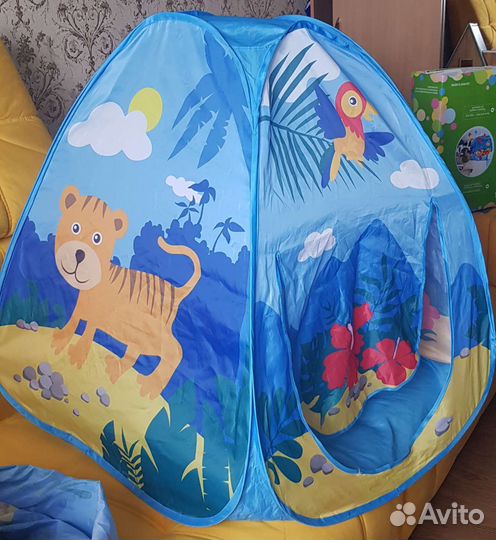 Сухой бассейн с палаткой и тоннелем