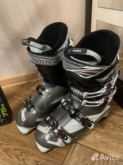 Горные лыжи с ботинками